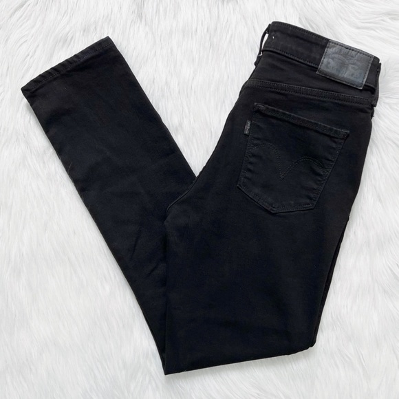 Levi's Denim - Levi’s Classic Mid Rise Black Skinny Jeans